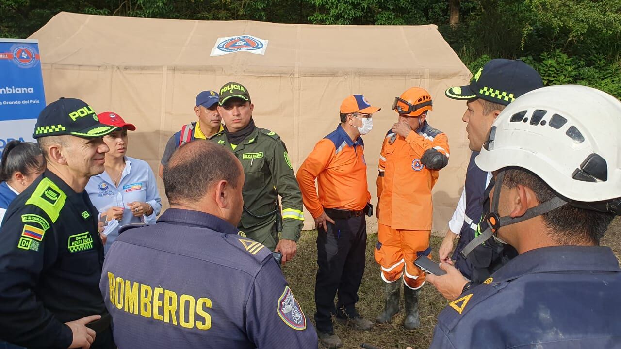 Organismos de socorro y autoridades se desplegaron en tres frentes de trabajo.