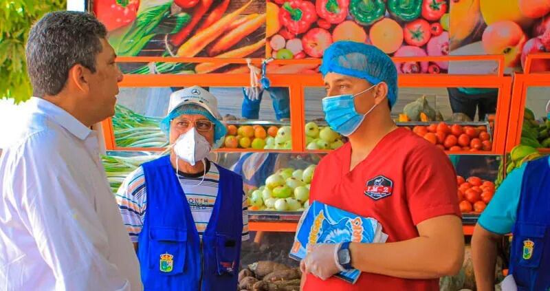 El personal autorizado siempre está uniformado y porta logos oficiales