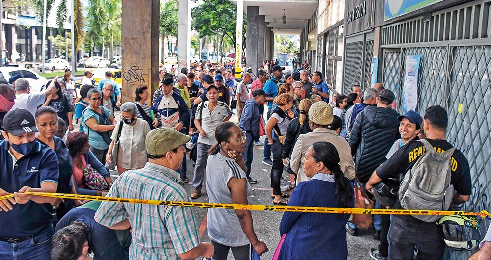 Sigue el caos de la UPC. 