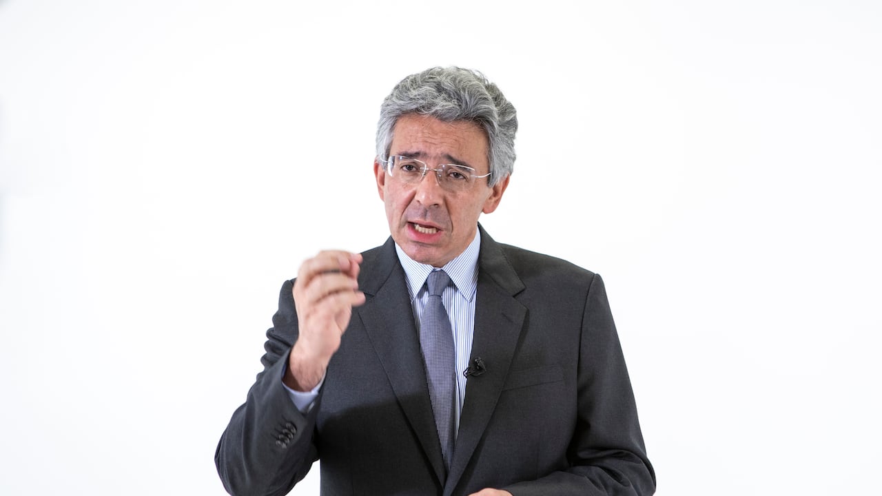 Enrique Gómez Martínez espera una respuesta del Consejo de Estado.
Foto: Juan Carlos Sierra-Revista Semana.