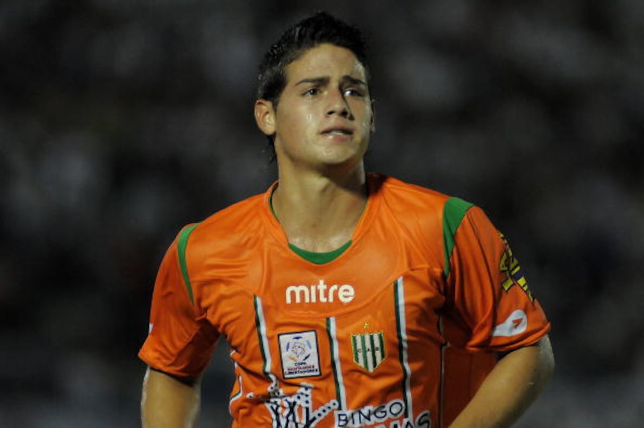 James Rodríguez cuando vestía los colores de Banfield, en Argentina.