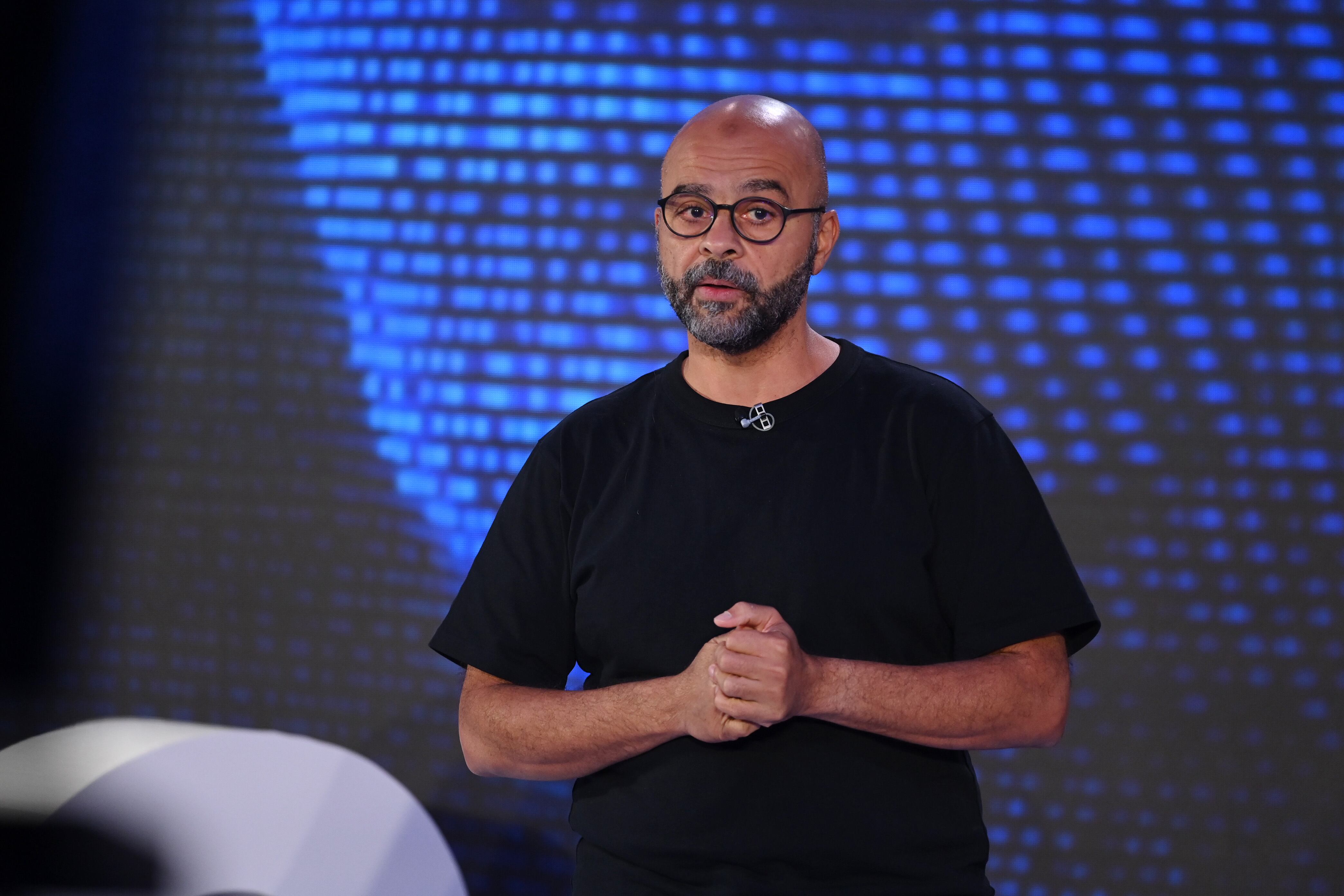 Mo Gawdat, ex directivo de Google advierte que las máquinas podrían causar la destrucción de la humanidad.