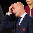 Luis Rubiales es acusado de organizar una orgía.