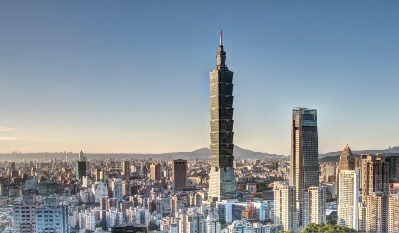 Taiwán desea seguir siendo autónomo y no ser parte del territorio chino. En la imagen, la capital Taipei.