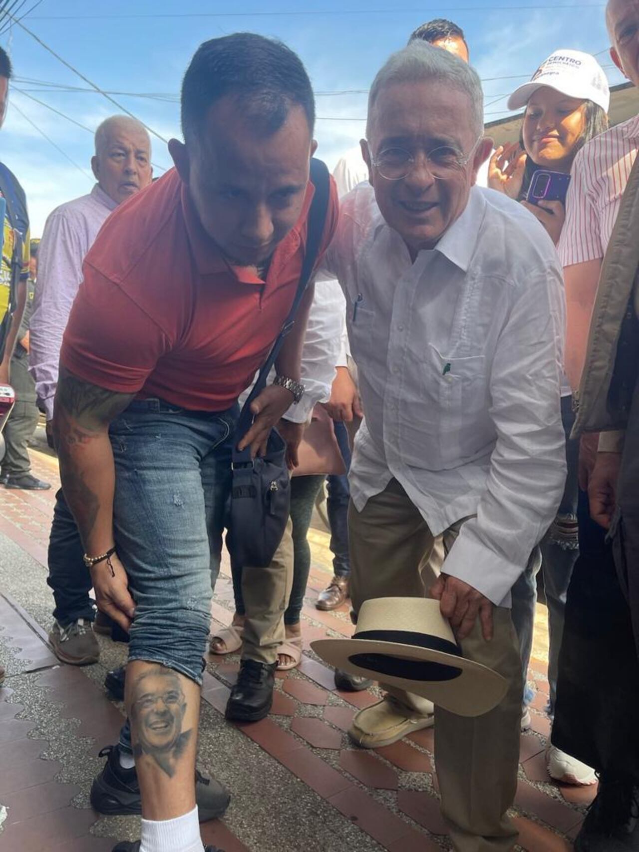 Tatuaje de seguidor Uribe.