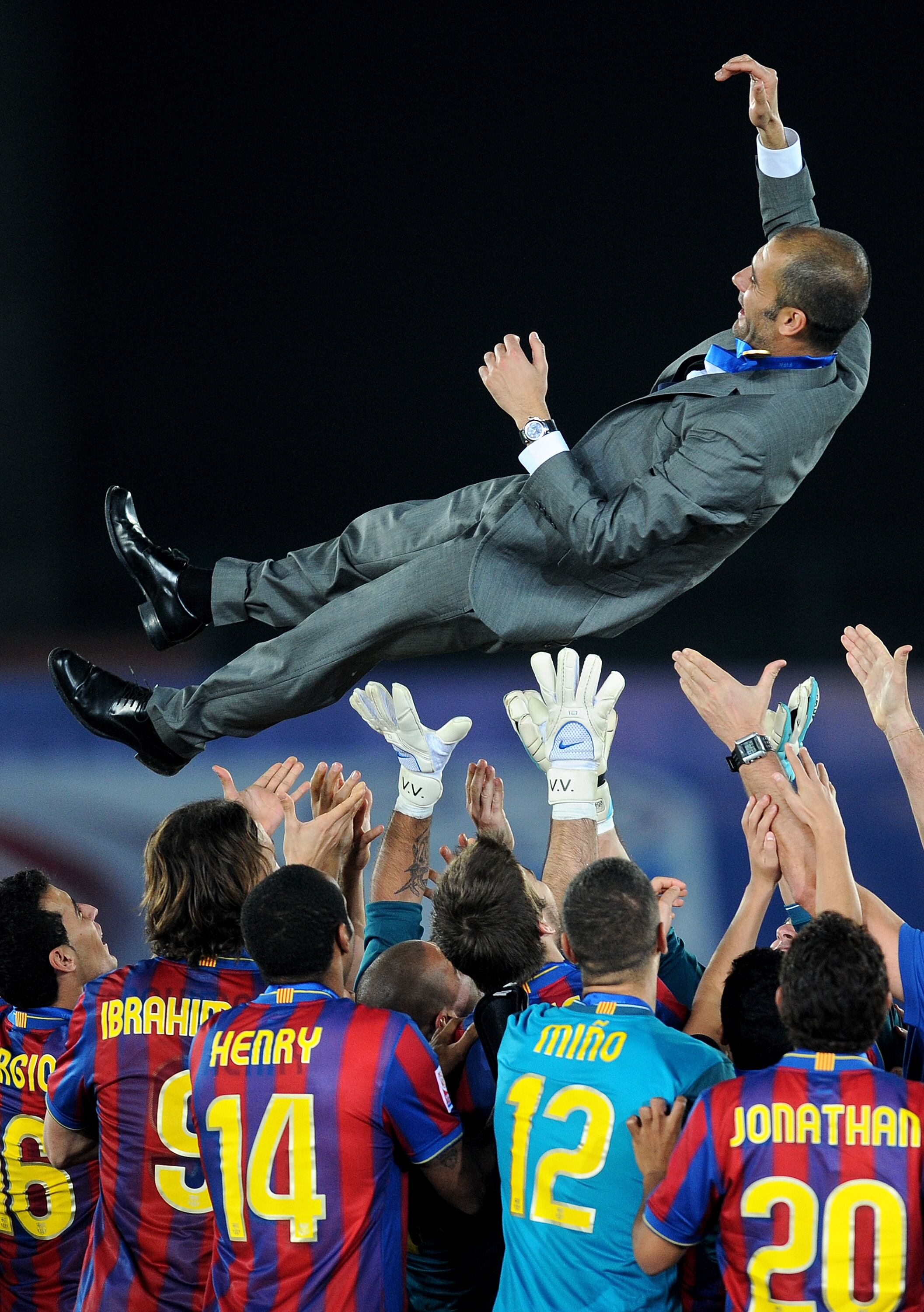 Pep Guardiola campeón del Mundial de Clubes 2009 con el Barcelona.