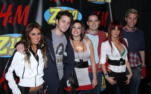 Anahí, Christopher Uckermann, Maite Perroni, Alfonso Herrera, Dulce María and Christian Chávez