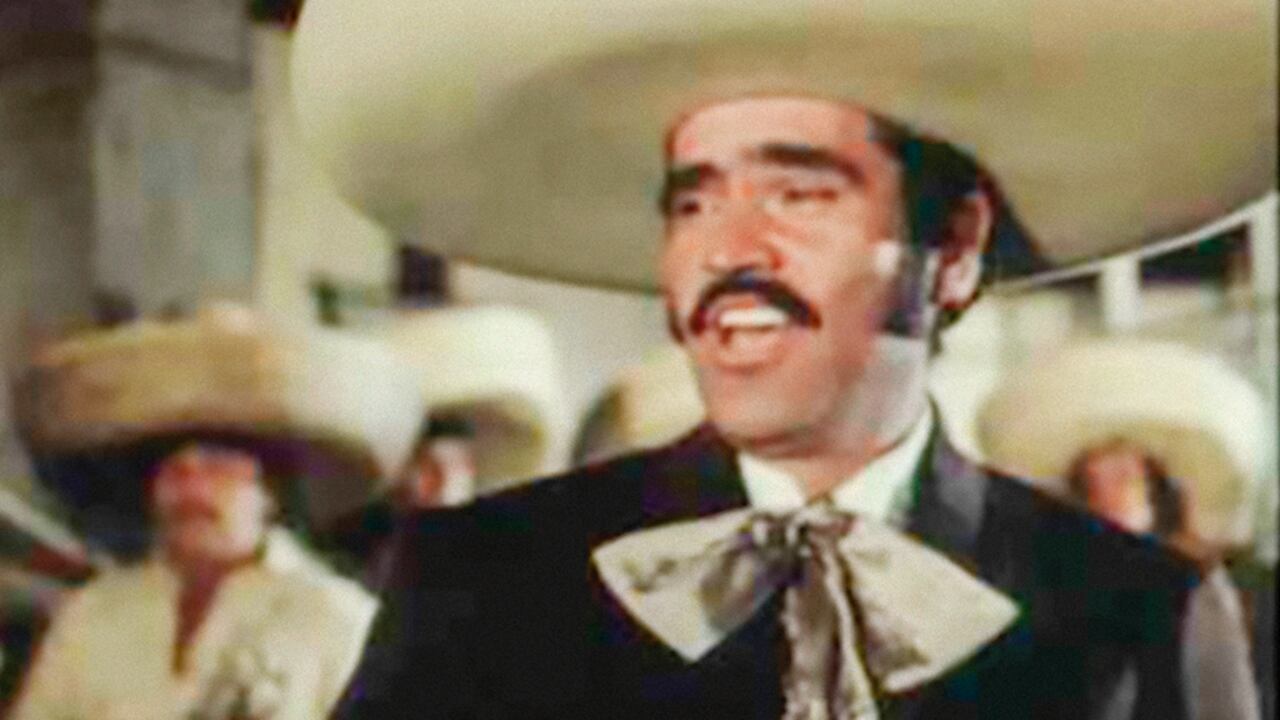 Fernández también fue protagonista de películas taquilleras como La ley del monte, en 1974, que hoy es un clásico entre los amantes de la cultura mexicana.