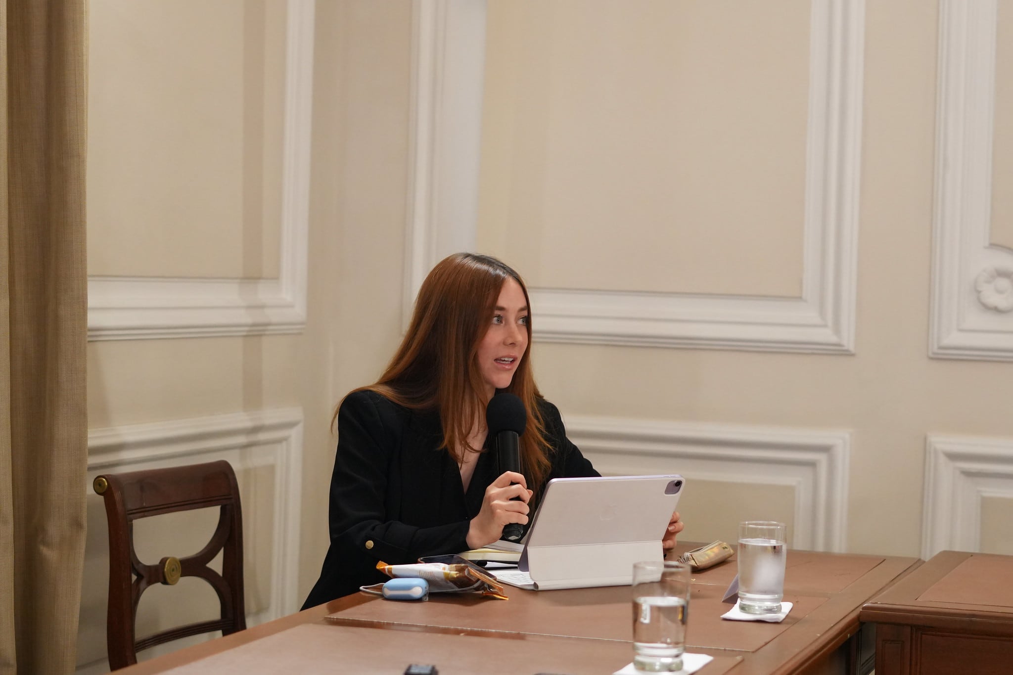 Gloria Miranda Espitia, directora del programa de sustitución de cultivos ilícitos, en el consejo de ministros adelantado en Bogotá