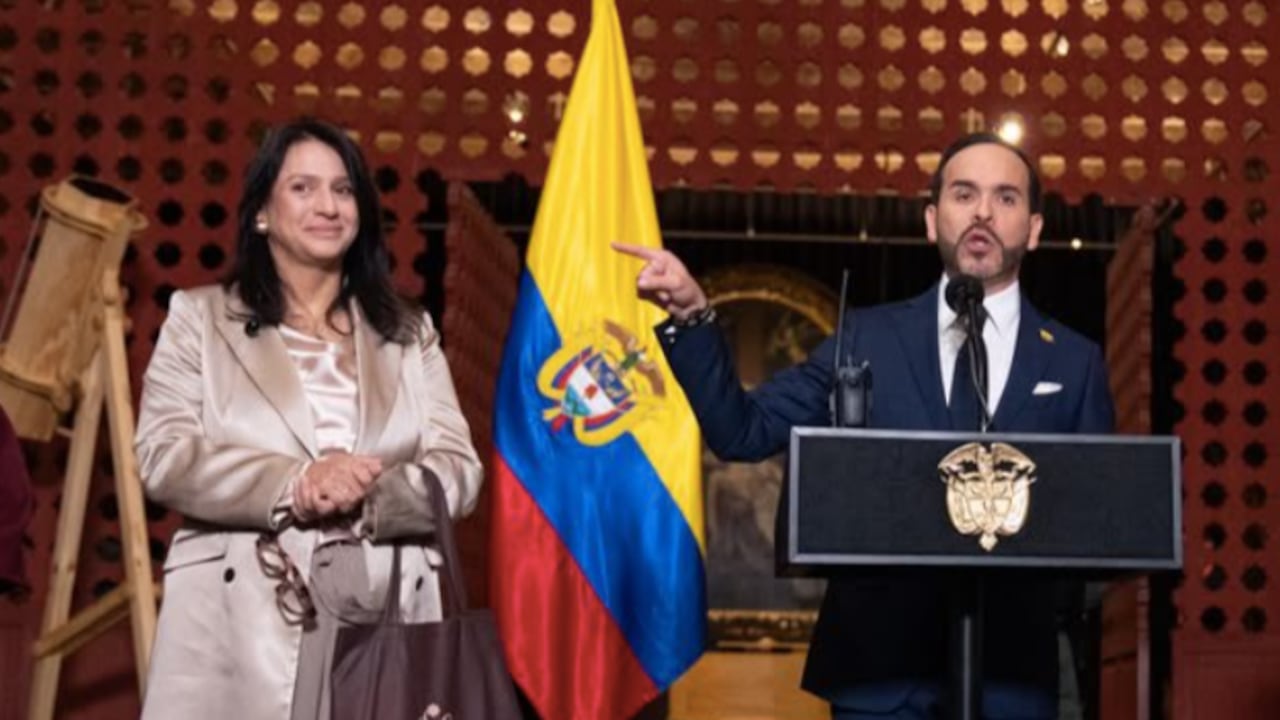 Paola Holguín y Abelardo De La Espriella.