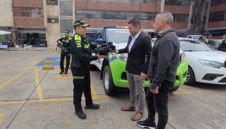 Policía logró recuperar cámara de periodistas hurtada en Bogotá.