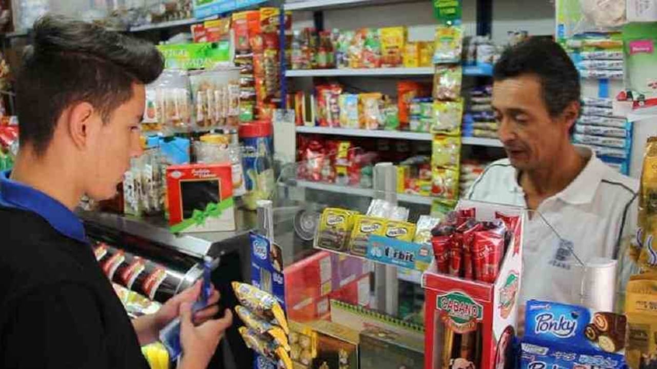 La poca demanda de productos y servicios por parte de los colombianos, lo que más preocupa a gremios.