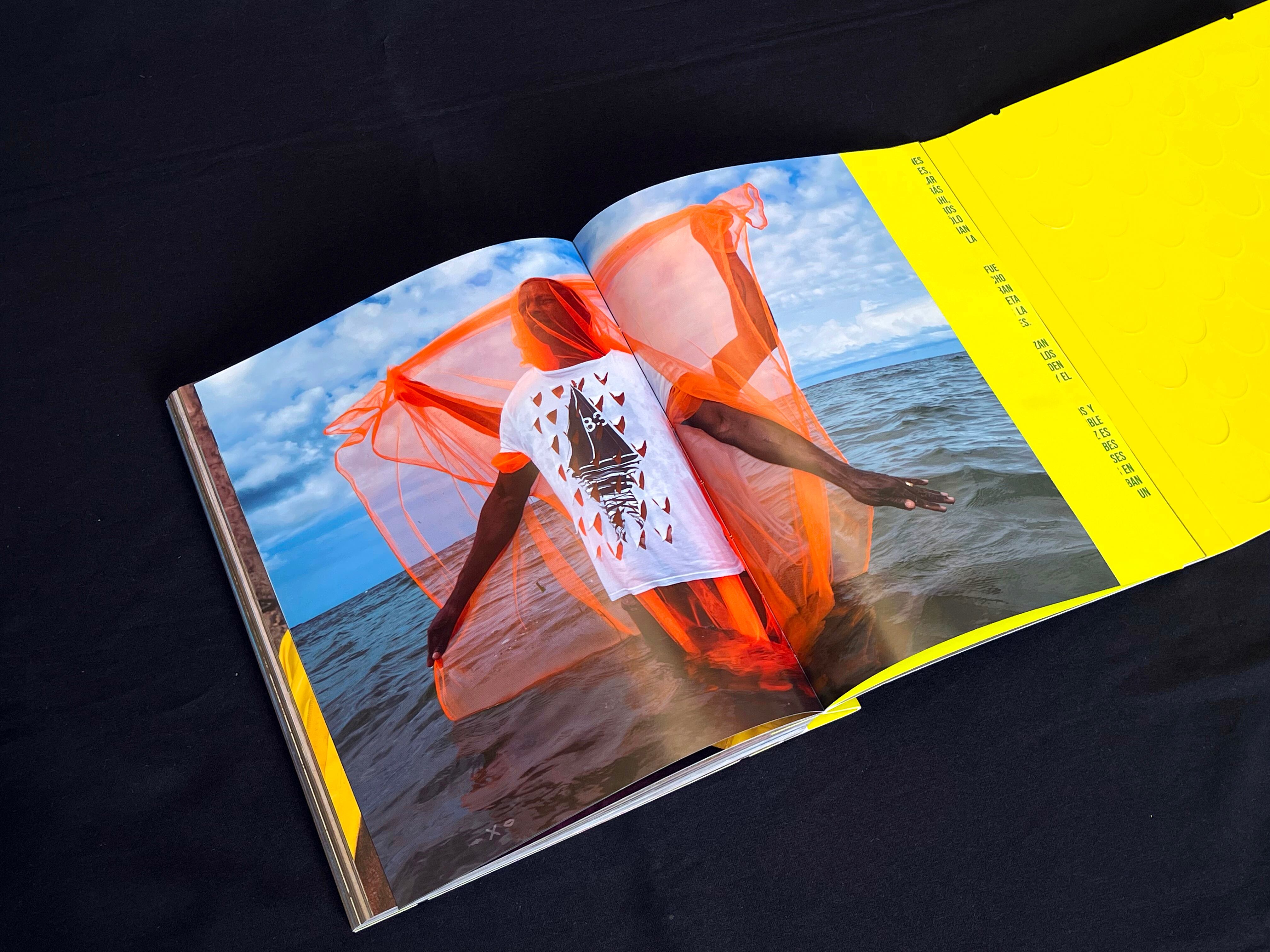 'El pez muere por  la boca', publicado en 2024 por Raya Editorial y Matiz Editorial.