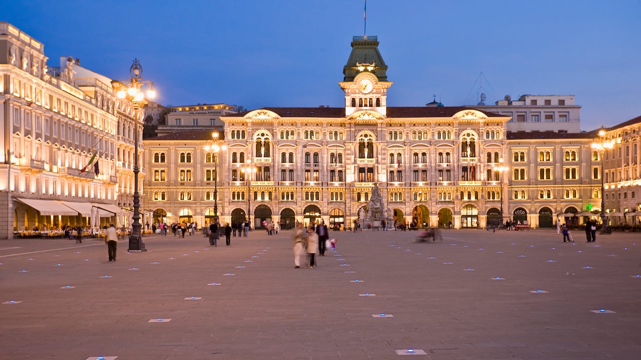 Edificios gubernamentales de Trieste, Italia.