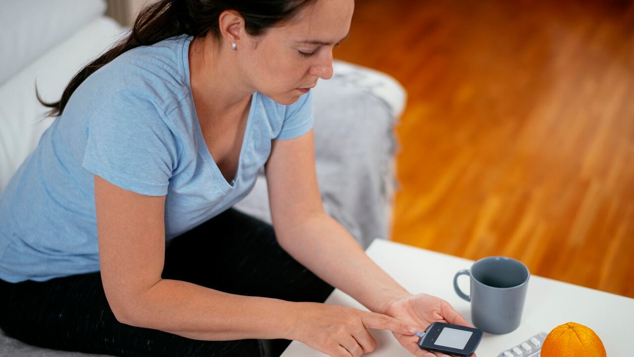 El té de mango ayuda a nivelar la glucosa en la sangre.