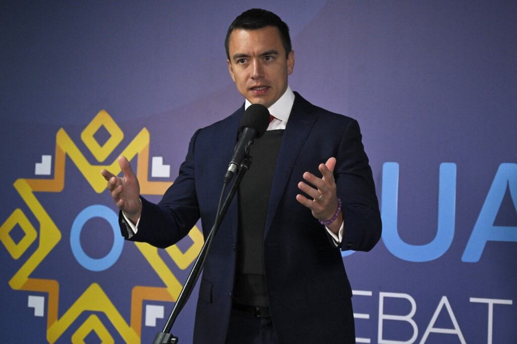 La balacera no ha dejado heridos y el candidato se encuentro a salvo. (Photo by Rodrigo BUENDIA / AFP)