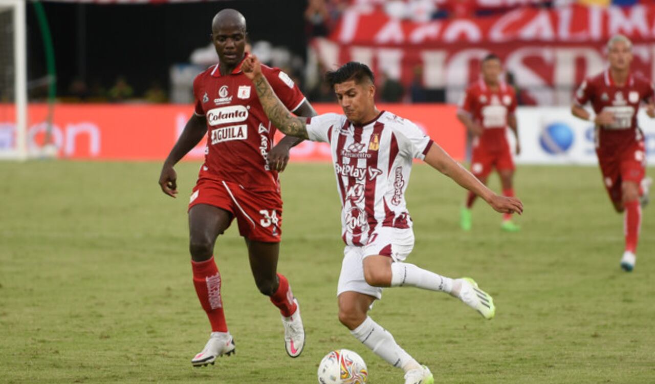 Maicol Valencia, central del América de Cali.