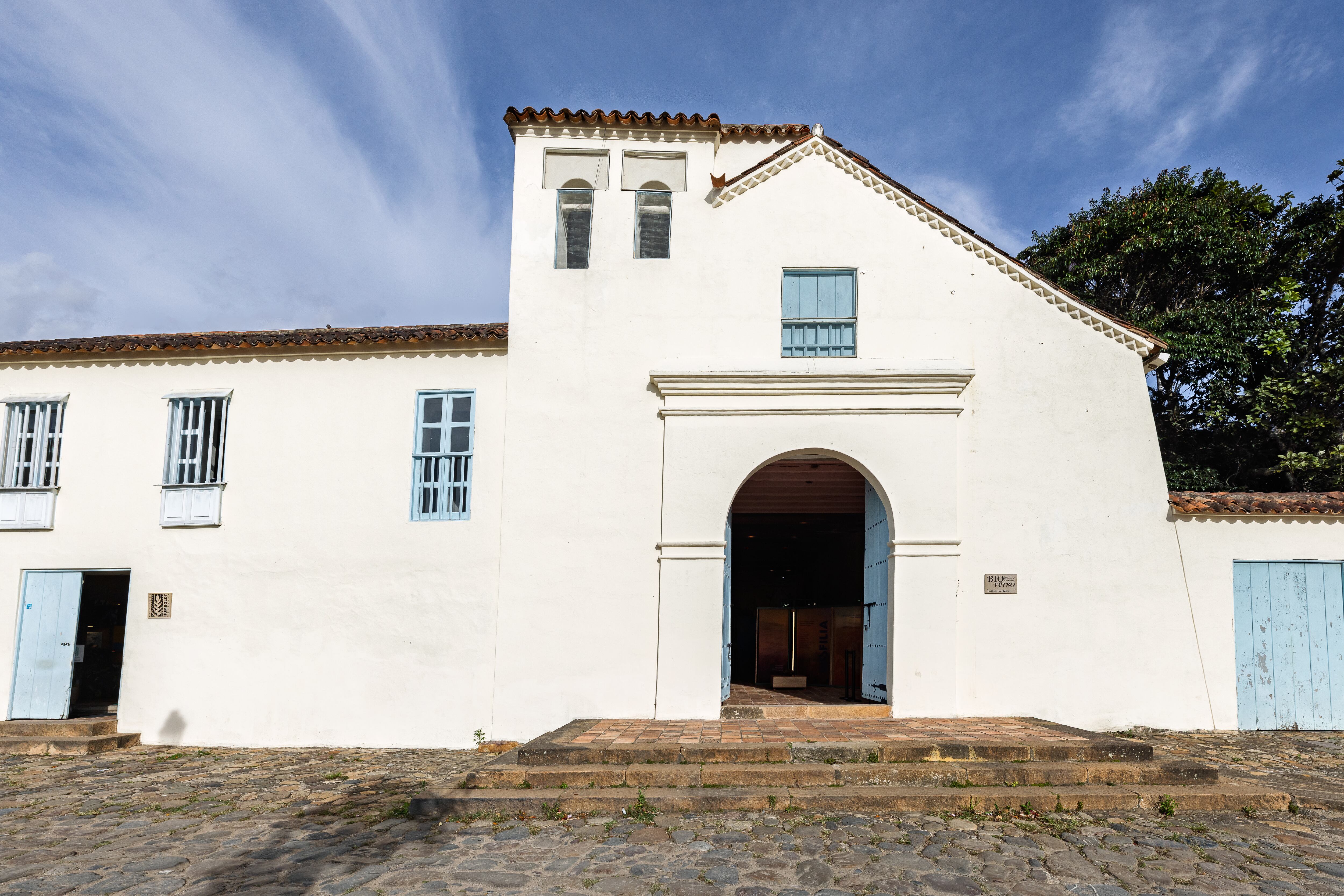 Durante la inauguración se anunció la donación del Claustro San Agustín al Instituto Humboldt, una noticia que potenciará la investigación científica en el país.