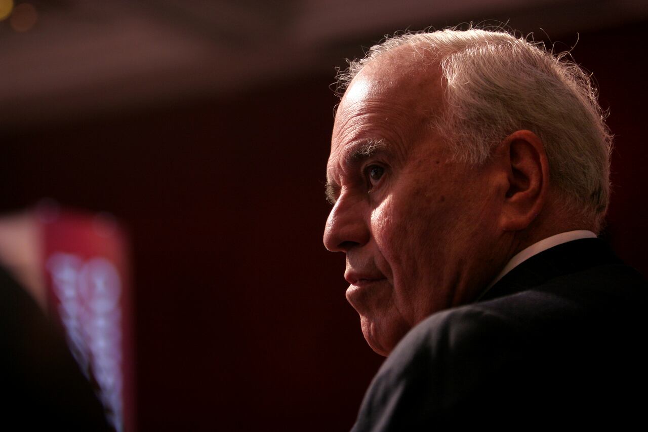 CARLOS ARDILA LULLE.
BOGOTA FEBRERO 9 DE 2006.