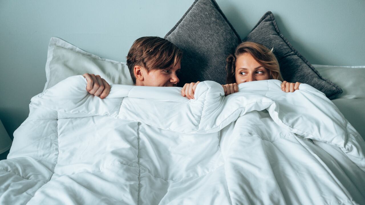 Las 5 razones por las que los jóvenes ahora tienen menos relaciones sexuales que antes