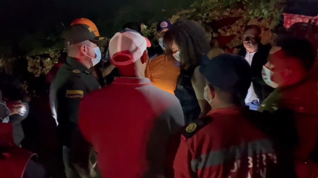 “Lamentamos informar que hasta el momento se han recuperado 17 cuerpos en la zona de la tragedia los cuales están siendo trasladados al municipio de El Carmen de Atrato”, indica la Gobernación en su cuenta de X.