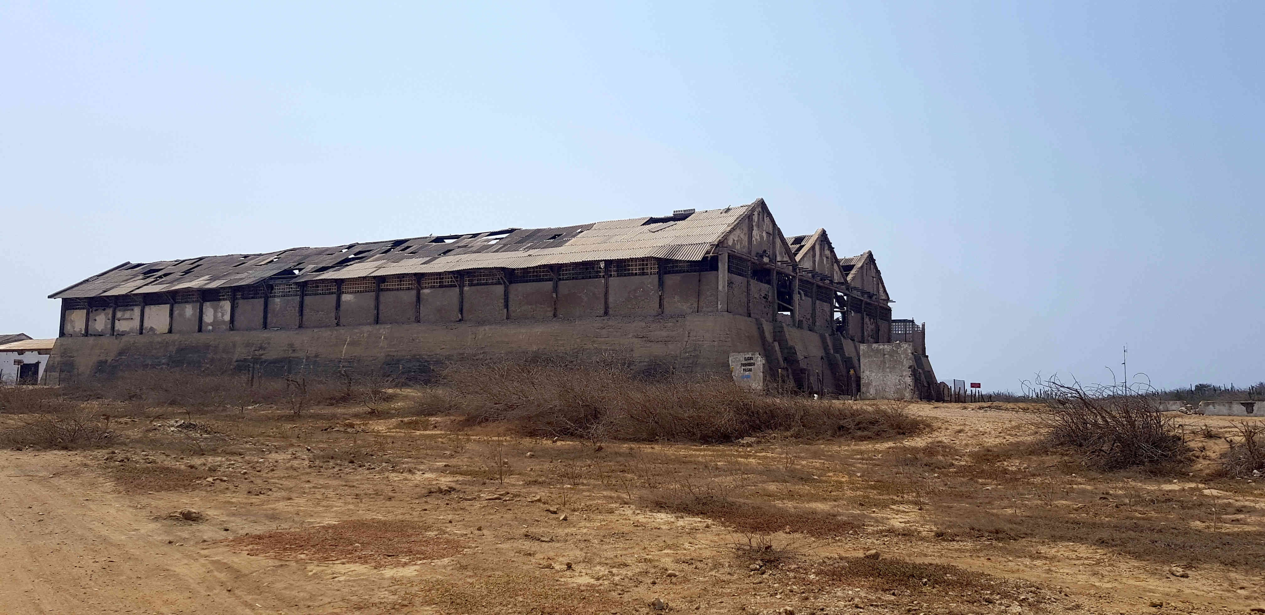 Los viejos depósitos son testigos del ‘boom’ turístico, que ha sido responsable de que se haya retrasado el proyecto comunitario, con plazo para desarrollarse hasta el 15 de junio. Por esa razón la comunidad pide a la ANM un lapso adicional para procesar y comercializar debidamente el mineral.