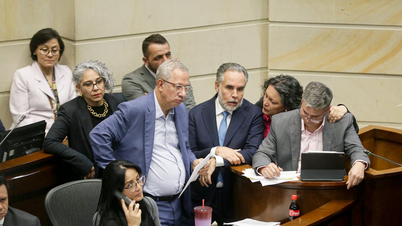 Debate reforma laboral, Plenaria del Senado