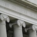 El Departamento del Tesoro designó al hijo de El Chapo, Joaquín Guzmán López, y a otros para sanciones financieras, incluida la congelación de activos y cuentas bancarias de propiedad estadounidense