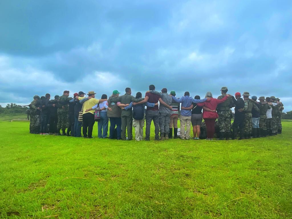 Ingresan a la zona de búsqueda Comandos de las Fuerzas Especiales y una comisión de indígenas Nukak del Guaviare para reforzar la búsqueda de los menores.