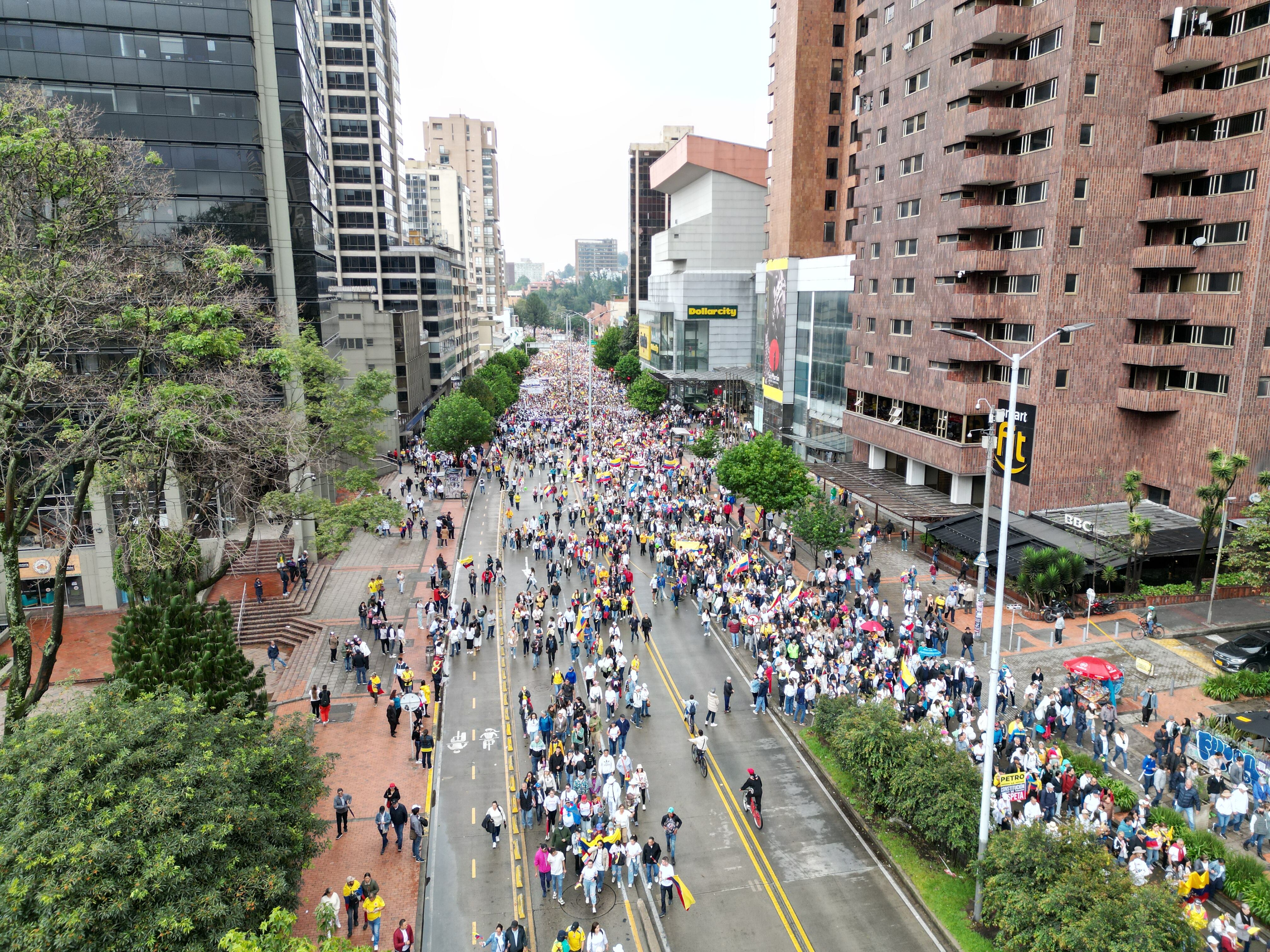 MARCHA 21 DE ABRIL EN CONTRA DEL GOBIERNO DE GUSTAVO PETRO BOGOTÁ
