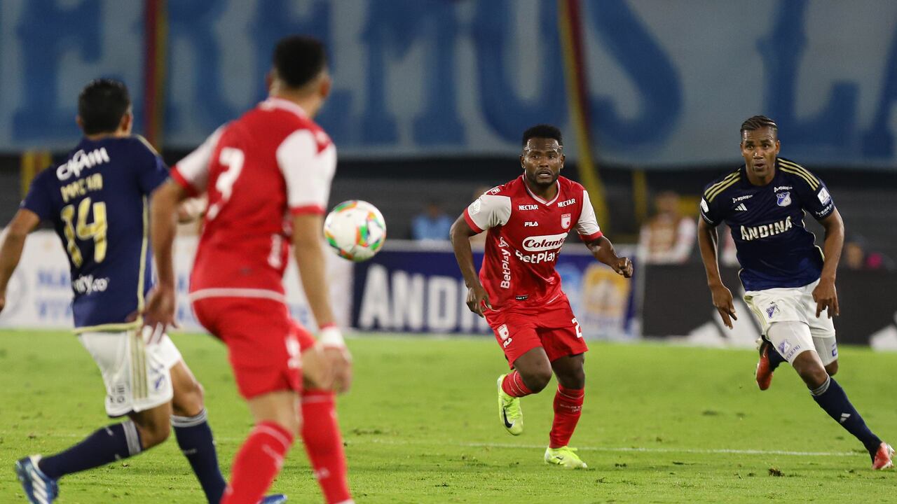 Bogotá. Diciembre 05 de 2024. Millonarios enfrenta a Independiente Santa Fe, por encuentro válido de la Liga BetPlay II 2024 de la fecha 5 de cuadrangulares del grupo A, en el estadio Nemesio Camacho El Campin. (Colprensa - Lina Gasca).