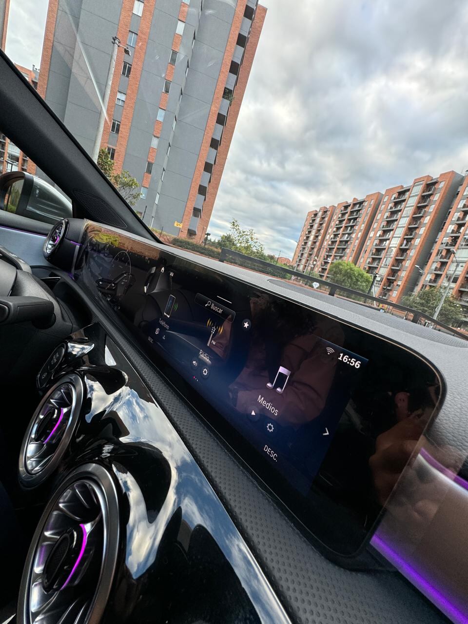 El Mercedes A250 4Matic híbrido ofrece una aceleración de 0 a 100 kmh en 6,3 segundos.