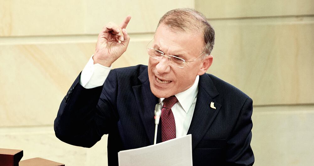  El presidente del Congreso, Roy Barreras, atacó duramente una portada de SEMANA sobre las preocupaciones en el sector de la salud que fueron documentadas por esta revista.