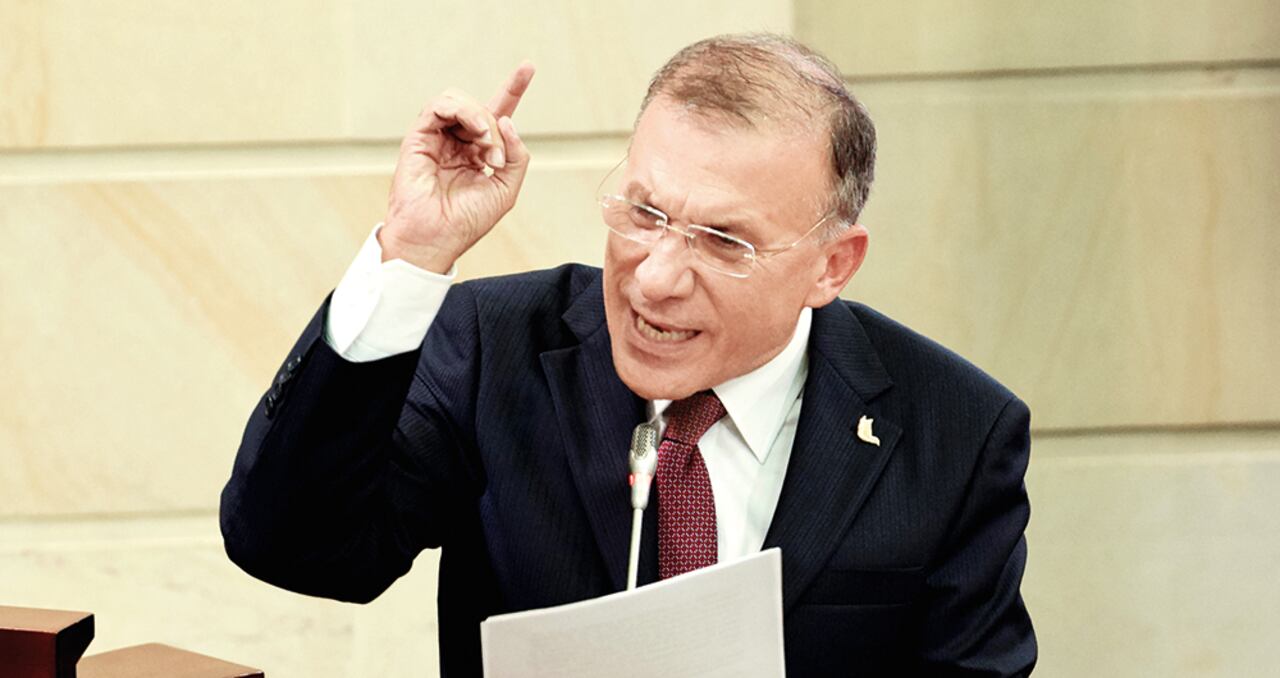 El presidente del Congreso, Roy Barreras, atacó duramente una portada de SEMANA sobre las preocupaciones en el sector de la salud que fueron documentadas por esta revista.