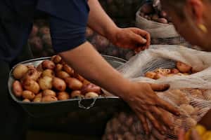 Bulto de papa en Corabastos