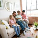 Este subsidio busca cerrar las brechas sociales.