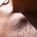 El sudor es básicamente agua con sales y ácidos en bajas proporciones