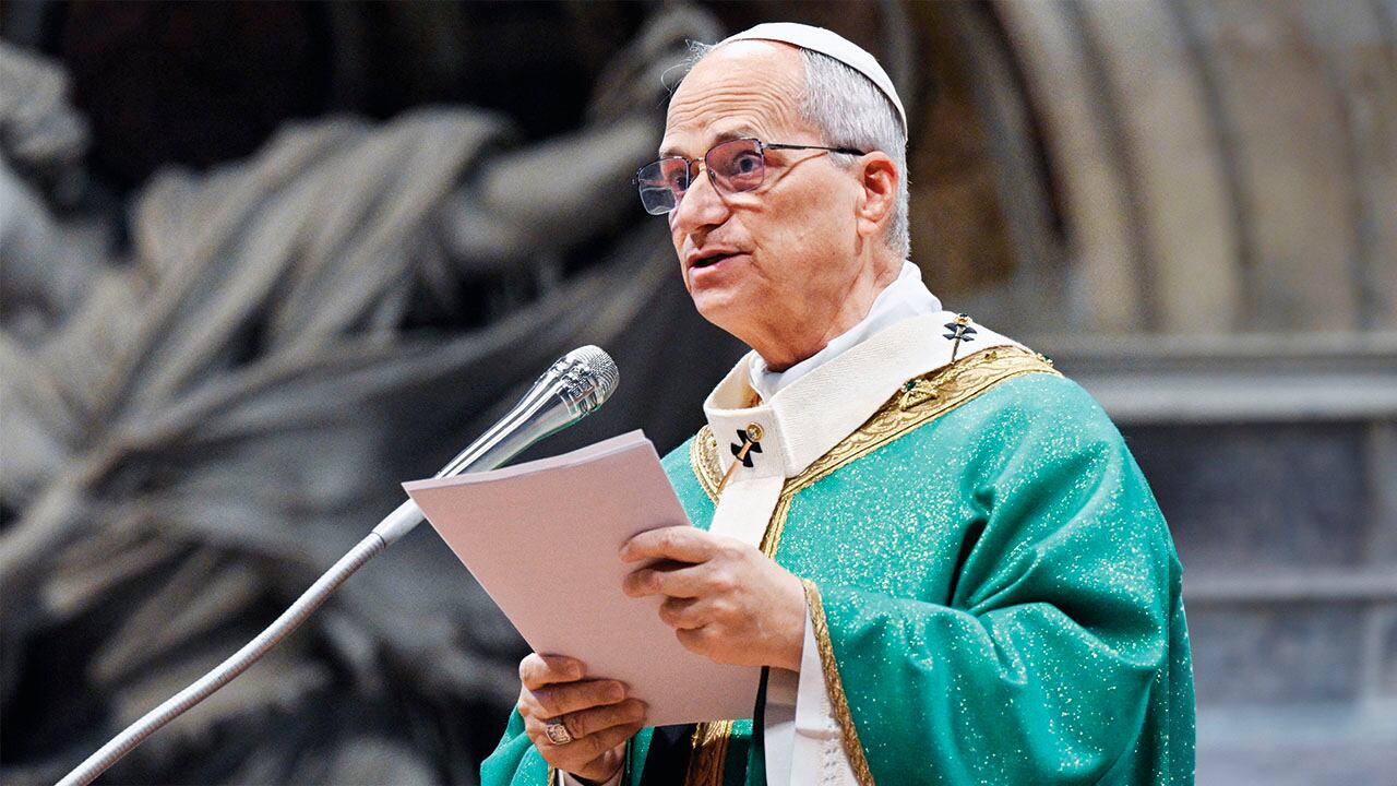 Papa León XIV se pronuncia sobre el trato a los migrantes en Estados Unidos. 