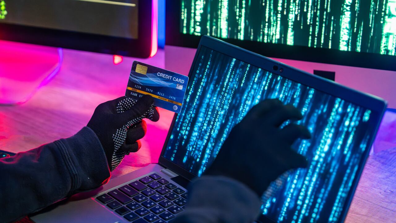 En la era digital, donde las transacciones electrónicas se han vuelto parte del día a día, la seguridad de los datos bancarios se ha convertido en una prioridad.