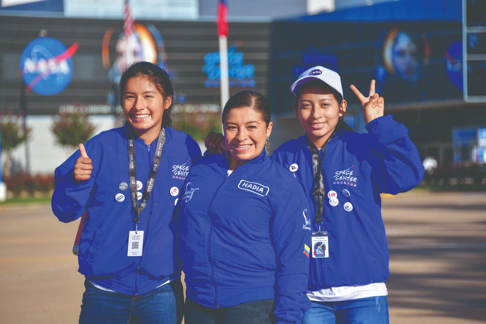 Gracias al trabajo de la Fundación She Is, más de 700 niñas colombianas fortalecieron sus habilidades científicas.