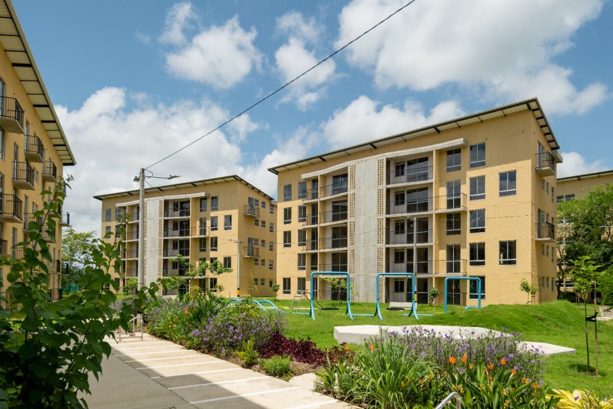 La estrategia de Comfama se enfoca en consolidar un hábitat de calidad al que los trabajadores y sus familias puedan acceder.