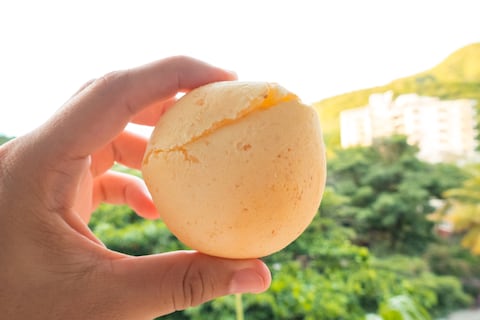 Aprenda a hacer pandebonos en el Air Fryer en 10 minutos y sumérjase en el auténtico sabor navideño.