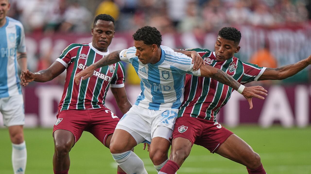 Fluminense vs Ulsan por el Mundial de Clubes 2025.