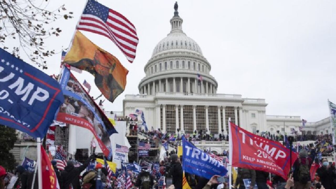 Hay quienes se preguntan cómo hubo falta de previsión después de los indicios que apuntaban a que iba a haber una gran protesta.