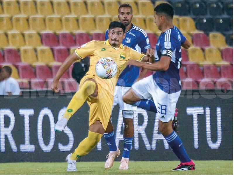 Bucaramanga destituyó a su técnico tras la derrota del sábado