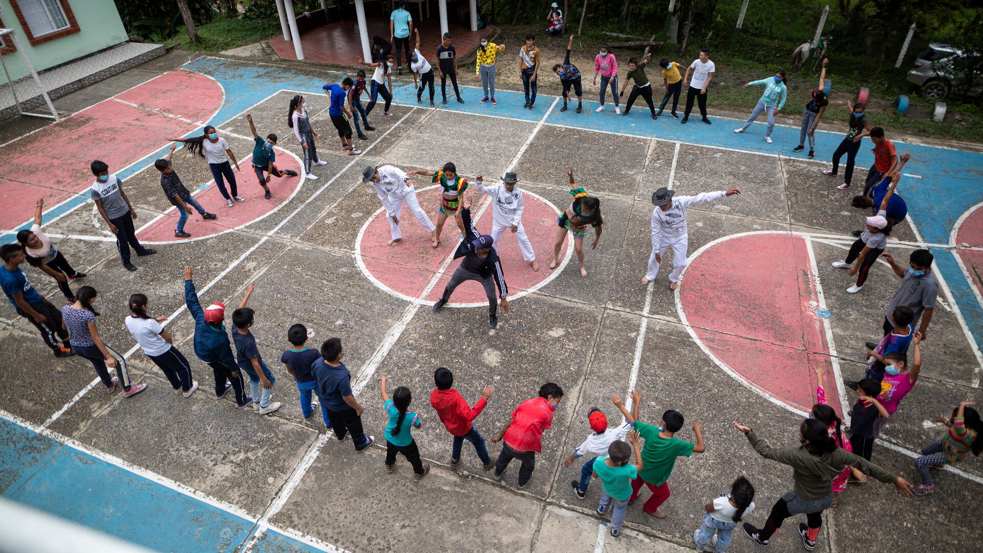 La Alcaldía de Gámbita trabaja para garantizar programas de música, lectura, deporte, recreación y danza en las zonas más remotas.