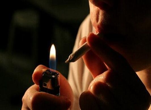 Una de las paradójicas consecuencias de los éxitos de Colombia en la "guerra contra las drogas" ha sido el aumento del consumo de sustancias psicoactivas dentro de su propio territorio.