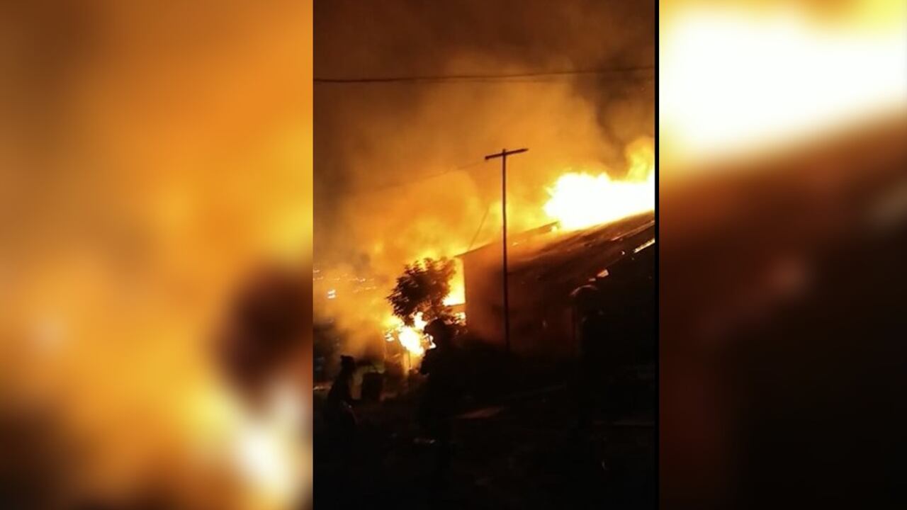 Las autoridades investigan qué habría originado el incendio