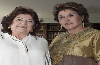 Marta Cecilia Peláez y Consuelo Zuluaga.