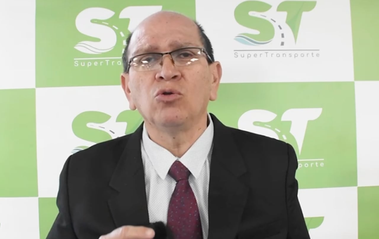 Oscar Espinosa González, Superintendente Delegado de Tránsito y Transporte.